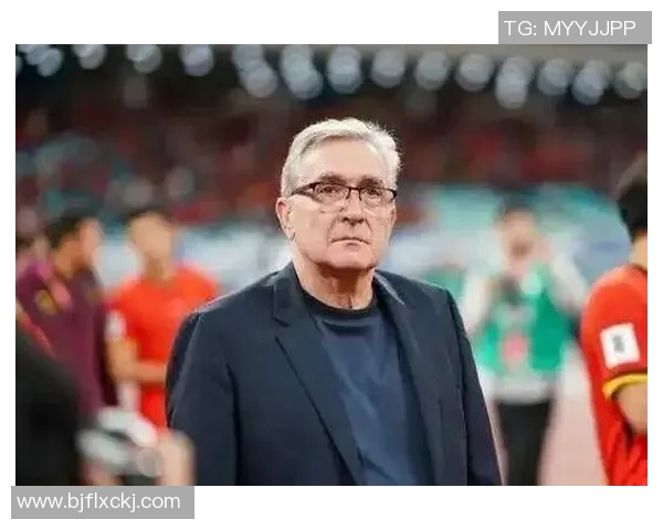 教练是否具备足球明星的光环与魅力探讨 教练是否具备足球明星的光环与魅力探讨